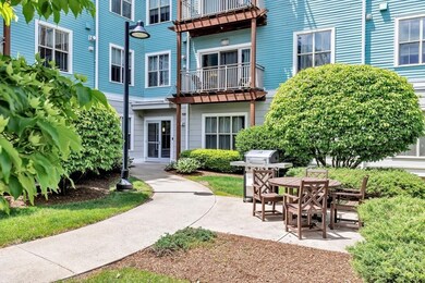 4 Repton Cir unit 4201, Watertown, MA 02472 - photo 2