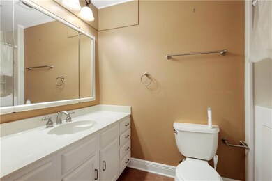 640 N Beau Chene Dr unit 3, Mandeville, LA 70471 - photo 3