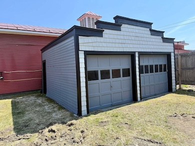 126 Pearl St, Saint Johnsbury, VT 05819 - photo 7