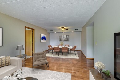 1454 Ashland Ave unit 303, Des Plaines, IL 60016 - photo 7