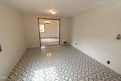 1831 SE 8th St, Lincoln City, OR 97367 - photo 5