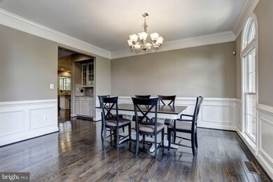 307 Lyon Ct, Pikesville, MD 21208 - photo 7