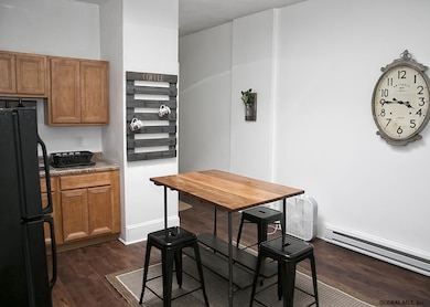 9 Caroline St, Saratoga Springs, NY 12866 - photo 2