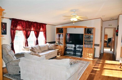 194 Finney Lake Dr, Robertsville, MO 63072 - photo 7