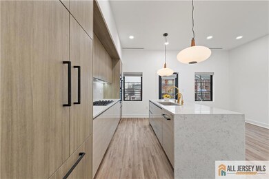 2 Harbor Front Plaza, Elizabeth, NJ 07206 - photo 5