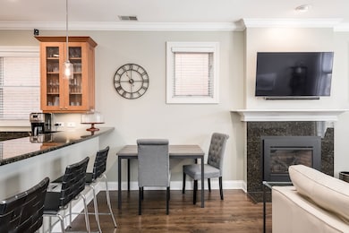 2715 N Southport Ave unit 2S, Chicago, IL 60614 - photo 5