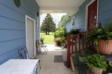 64 Sullie Loop, Andrews, SC 29510 - photo 2