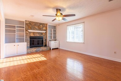 2 Brooks Rd, Mauldin, SC 29662 - photo 4