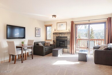 Main Living 9