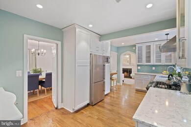 3715 Fessenden St NW, Washington, DC 20016 - photo 7