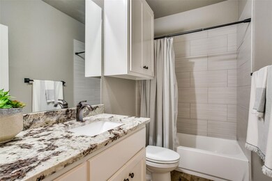 1028 Halsell St, Bridgeport, TX 76426 - photo 6