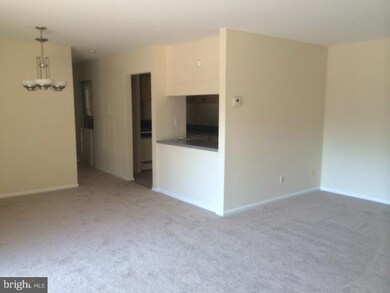 200 Erin Way unit 101, Reisterstown, MD 21136 - photo 3