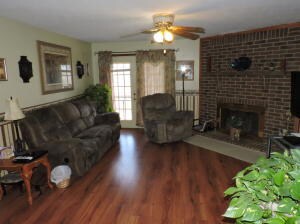 6-living room