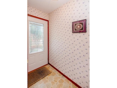 1769 Serpentine Dr, Saint Paul, MN 55122 - photo 3