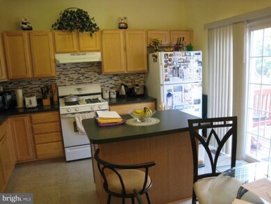 1137 Splashing Brook Dr, Abingdon, MD 21009 - photo 7