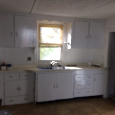 31 Ferry St, Allenstown, NH 03275 - photo 6