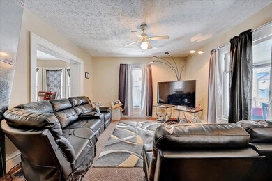 12-Ridgeway Ave-012
