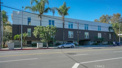 4705 Whitsett Ave unit 106, Studio City, CA 91604 - photo 3