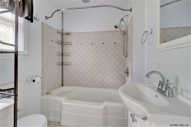 135 Shaker Rd, Albany, NY 12211 - photo 7