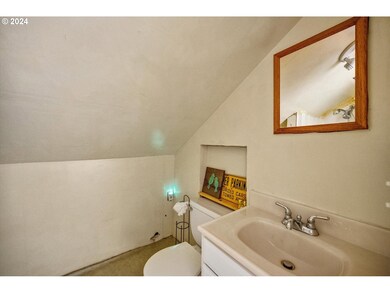 2312 14th Ave, Forest Grove, OR 97116 - photo 6