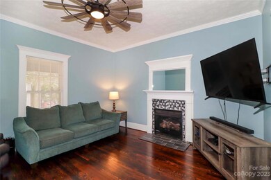 650 Davie Ave, Statesville, NC 28677 - photo 5