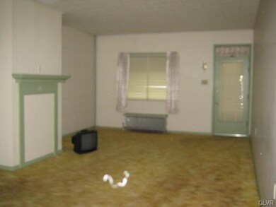 230 East St, Coaldale, PA 18218 - photo 6