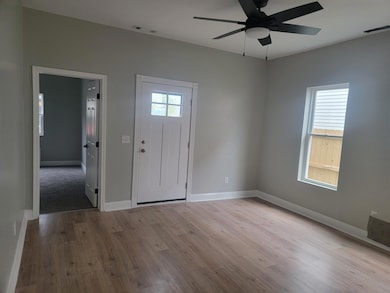 287 E Barthman Ave, Columbus, OH 43207 - photo 4