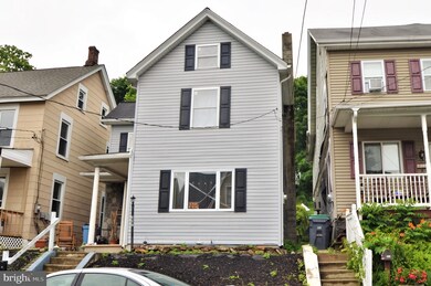 307 1st St, Slatington, PA 18080 - photo 2