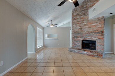 6222 Clayridge Dr, Houston, TX 77053 - photo 3