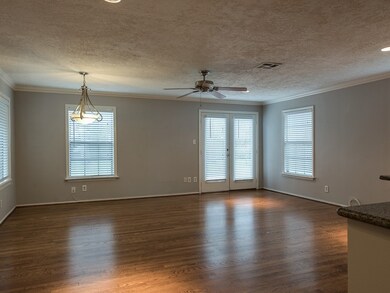 1248 Candlelight Ln, Houston, TX 77018 - photo 6