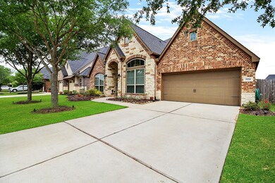 3 Car Tandem Garage.