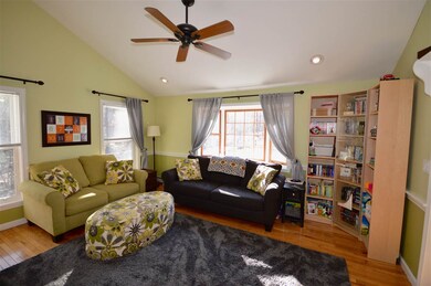 29 Webber Rd unit B, East Hampstead, NH 03826 - photo 3