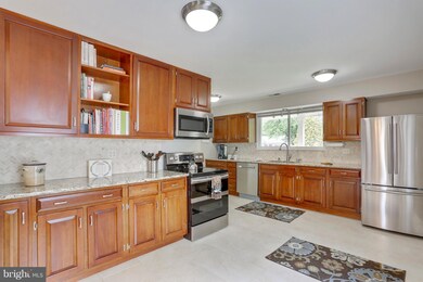 3107 Greencastle Rd, Burtonsville, MD 20866 - photo 4