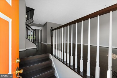 11304 Southlakes Dr, Bowie, MD 20721 - photo 2