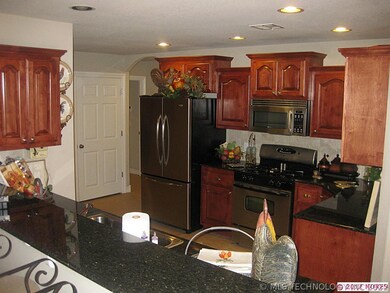 12518 S 193rd Ave E, Broken Arrow, OK 74014 - photo 4