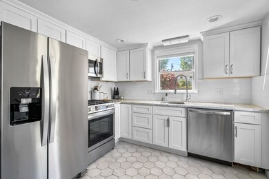 94 Hibiscus Ave, Weymouth, MA 02188 - photo 5