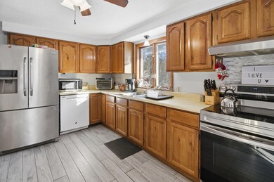 183 Pleasant Pond Rd, Turner, ME 04282 - photo 7