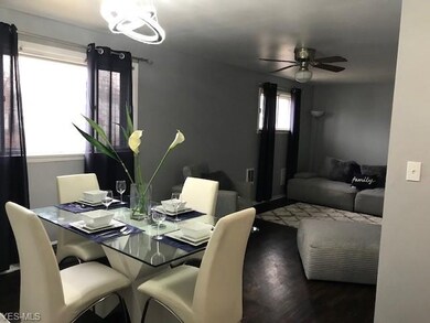 Eat in dining and family room