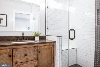 640 Franklin St NE unit 2, Washington, DC 20017 - photo 7