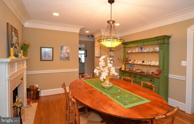 4123 Aspen St, Chevy Chase, MD 20815 - photo 5