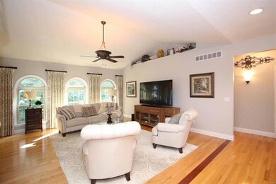 15 Seasons Ridge Ct, Maryville, IL 62062 - photo 7