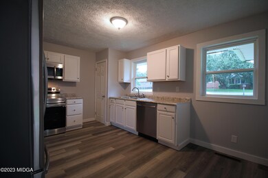 114 Springdale Dr, Warner Robins, GA 31088 - photo 3