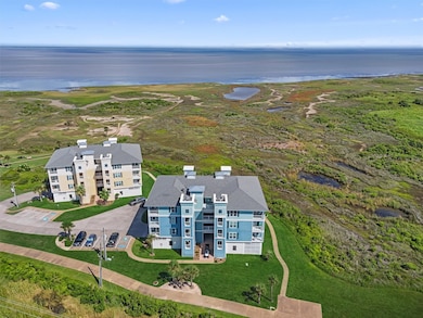 Welcome to your coastal getaway! This charming condo is located in the beautifully-maintained Pointe West with elevator access and a breezy island vibe.