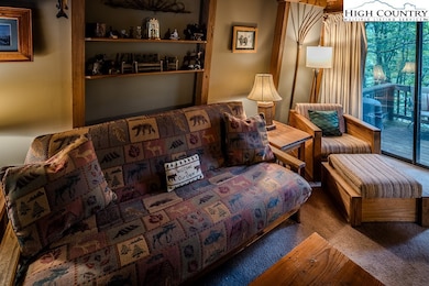 35 Maple Dr unit B, Banner Elk, NC 28604 - photo 4