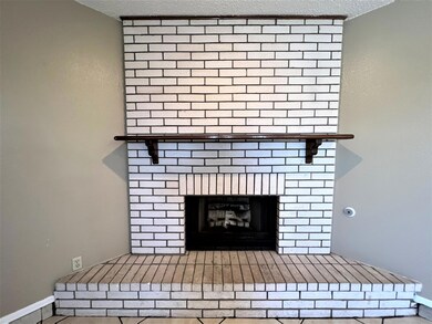 3544(A)BLUEGROVE-LivingFP