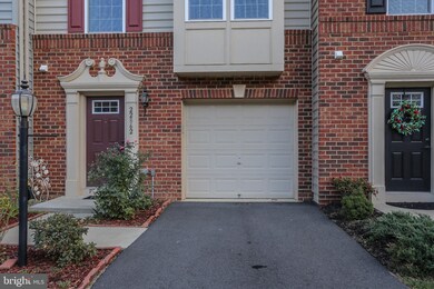 22862 Lacey Oak Terrace, Sterling, VA 20166 - photo 4