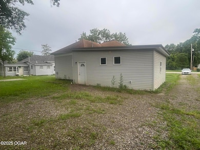 705 W Magnolia St, Cherokee, KS 66724 - photo 3