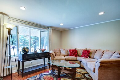 17827 Baker Ct, Country Club Hills, IL 60478 - photo 7