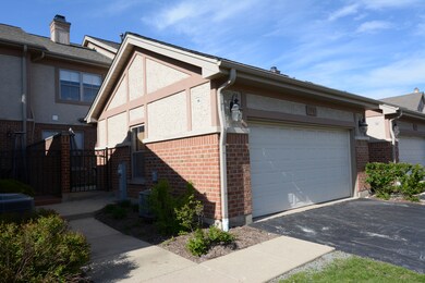 1943 Farnsworth Ln, Northbrook, IL 60062 - photo 3