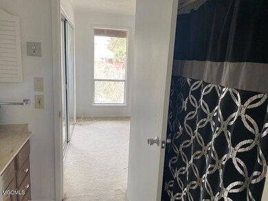 212 lanai bathroom new